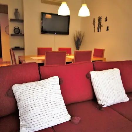 C002 Apartment *